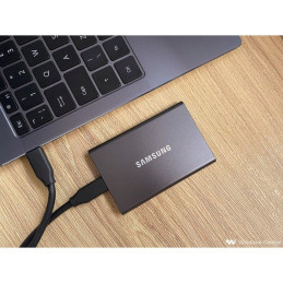SAMSUNG T7 PORTABLE SSD - EXTERNE Couleur Gris Capacité 1 To